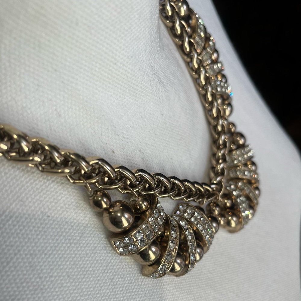 Statement Necklace - Picture 3 of 9